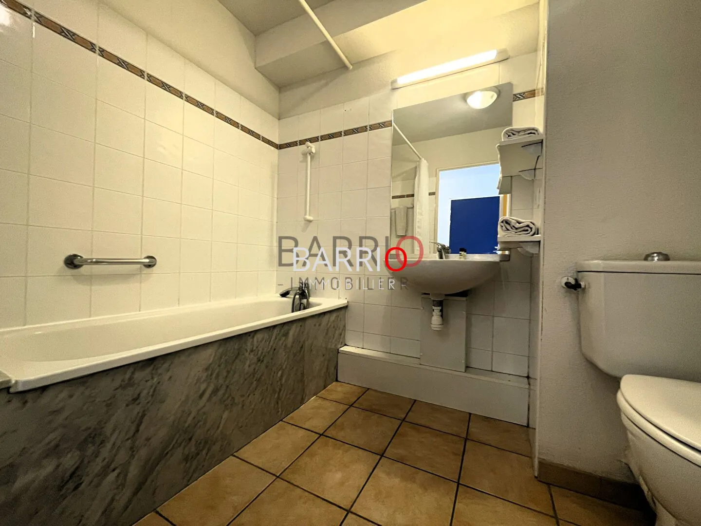 Appartement en port d'Argelès-sur-Mer avec vue, piscine et parking sécurisé 