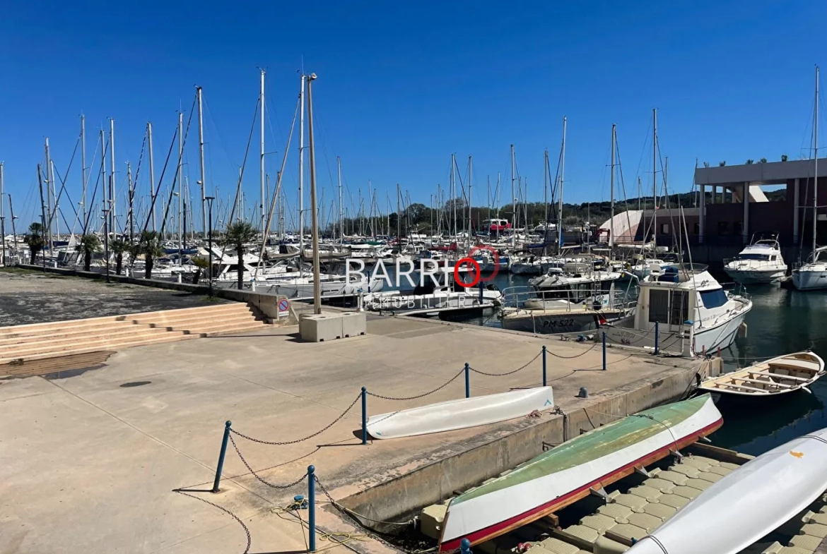 Appartement en port d'Argelès-sur-Mer avec vue, piscine et parking sécurisé 