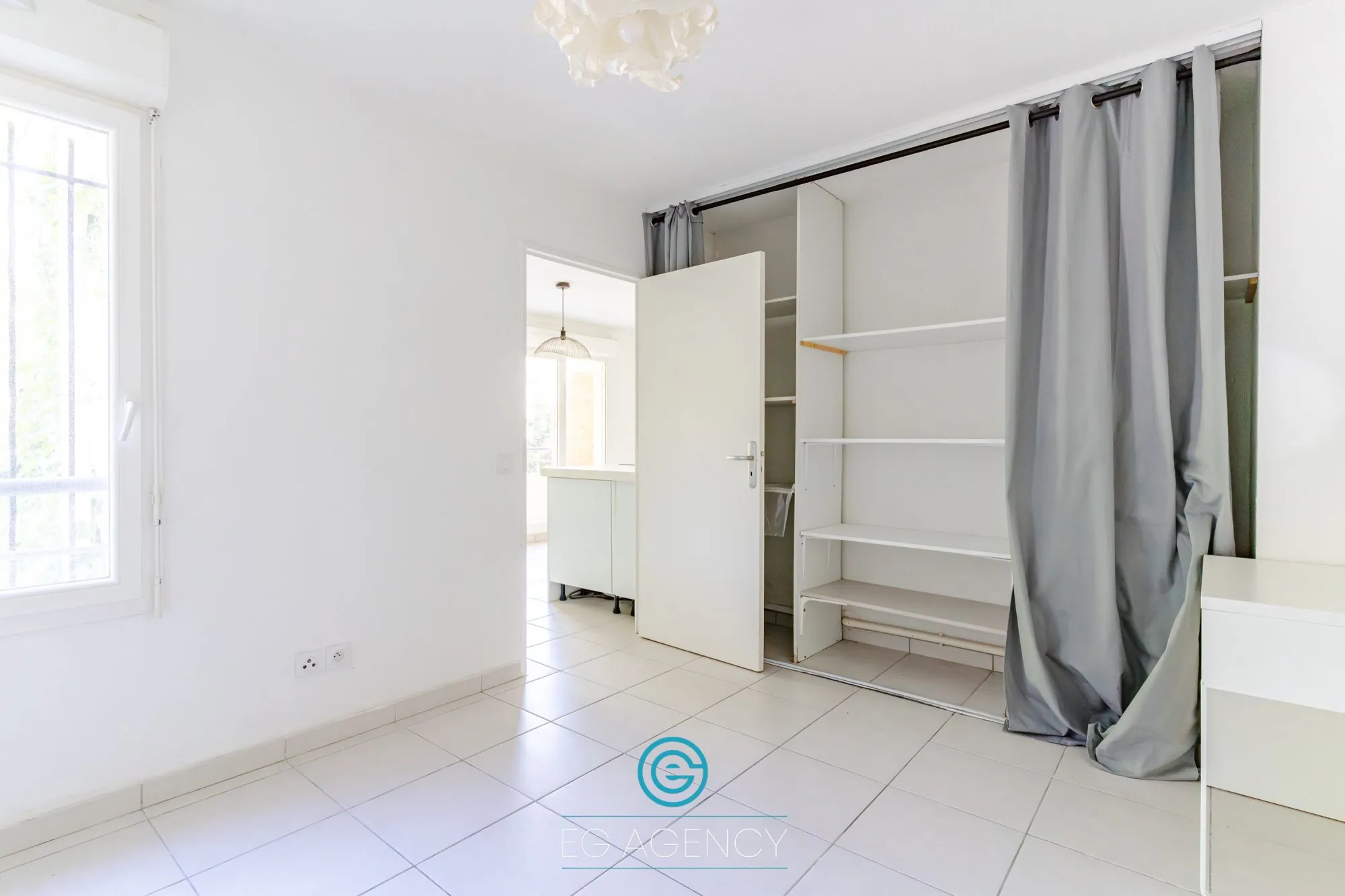 Bel appartement T2 avec grande terrasse à Marseille 12e 
