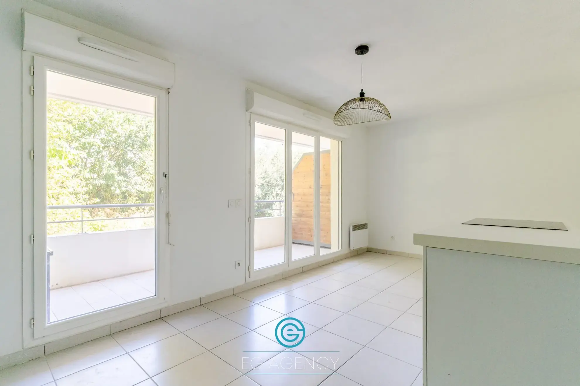 Bel appartement T2 avec grande terrasse à Marseille 12e 