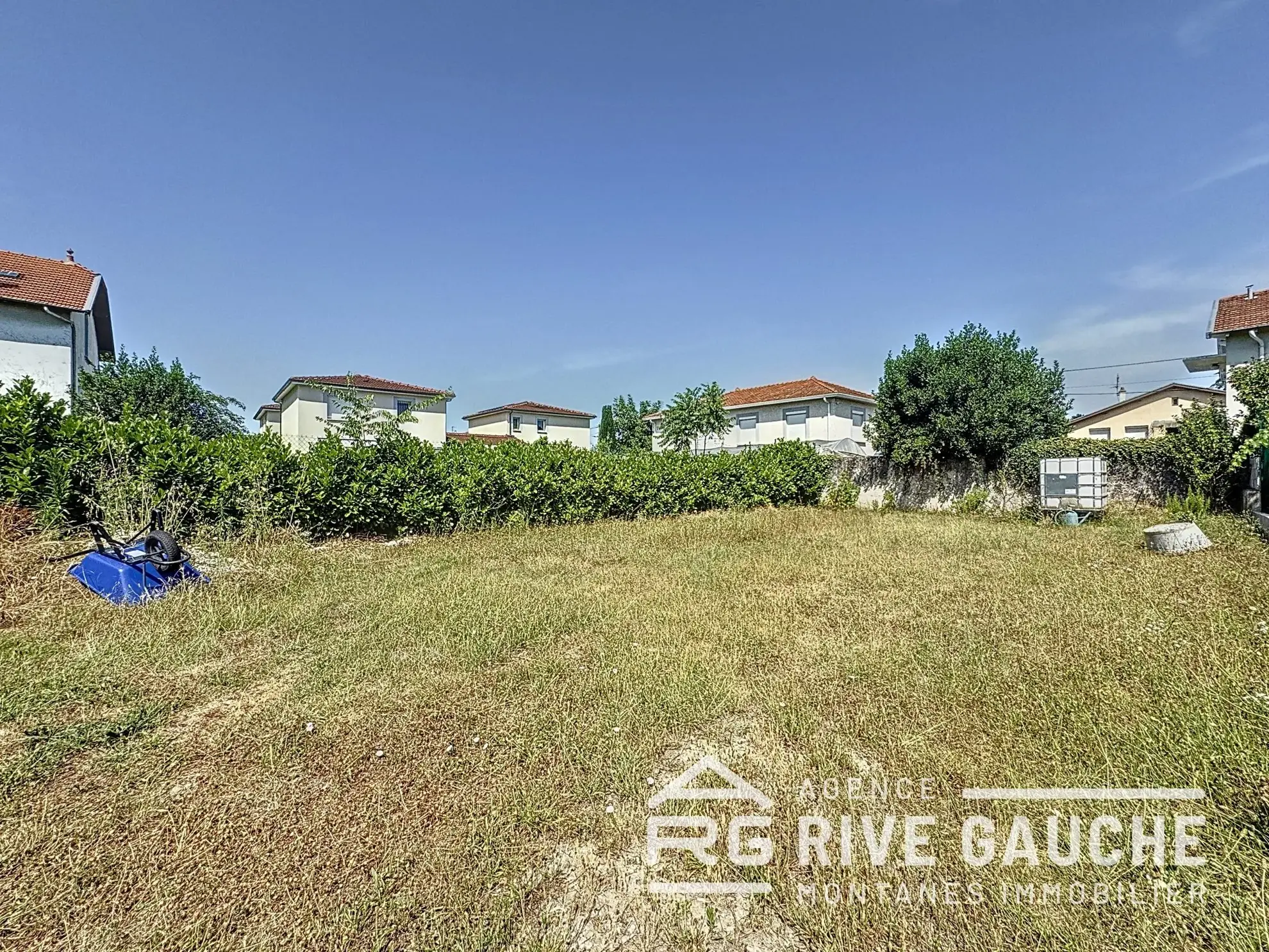 Maison rénovée de 54 m² à Saint-Rambert-d'Albon avec garage et jardin 