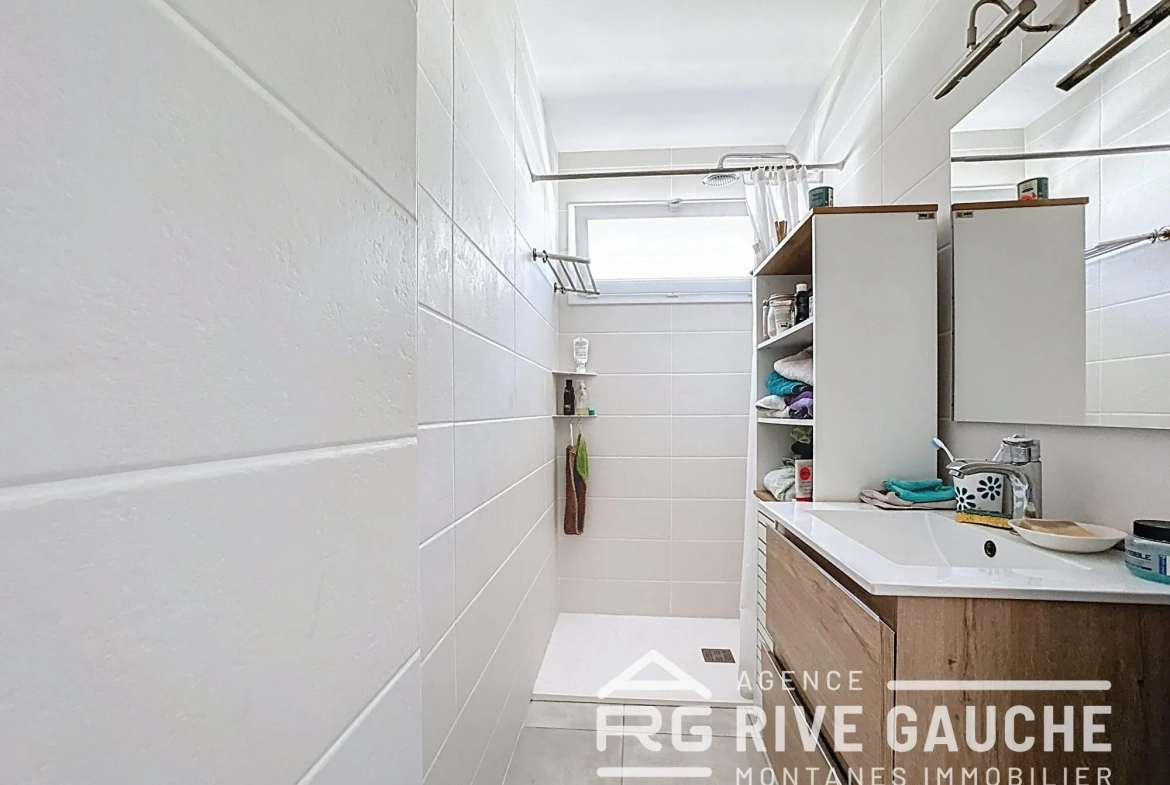 Maison rénovée de 54 m² à Saint-Rambert-d'Albon avec garage et jardin 