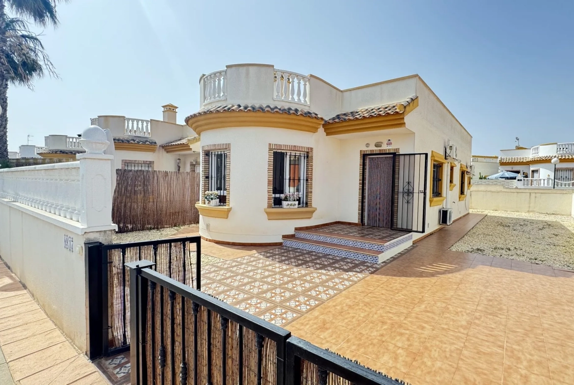 Appartement à vendre à Guardamar del Segura avec piscine et terrasse - 78 m² 