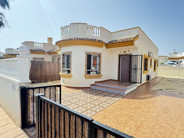 Appartement à vendre à Guardamar del Segura avec piscine et terrasse - 78 m²