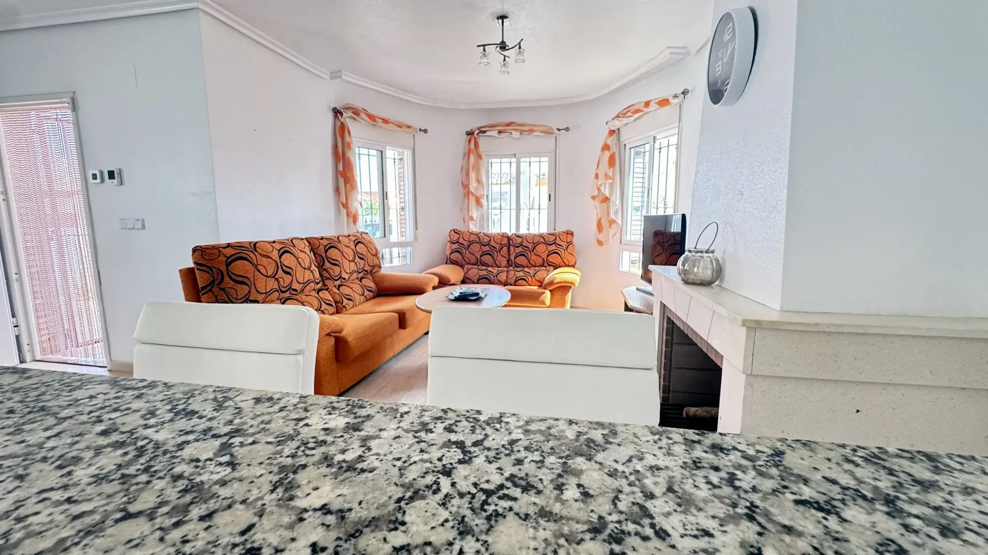 Appartement à vendre à Guardamar del Segura avec piscine et terrasse - 78 m² 