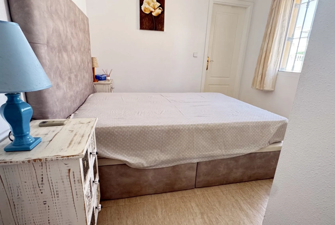 Appartement à vendre à Guardamar del Segura avec piscine et terrasse - 78 m² 
