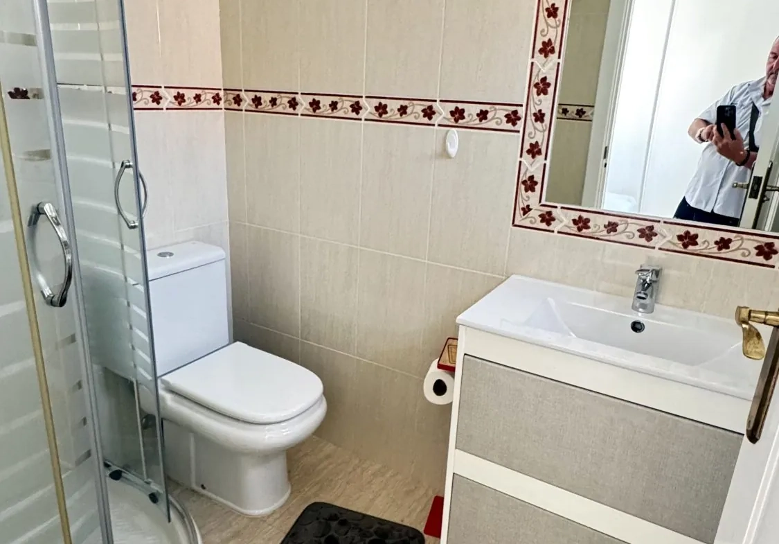 Appartement à vendre à Guardamar del Segura avec piscine et terrasse - 78 m² 