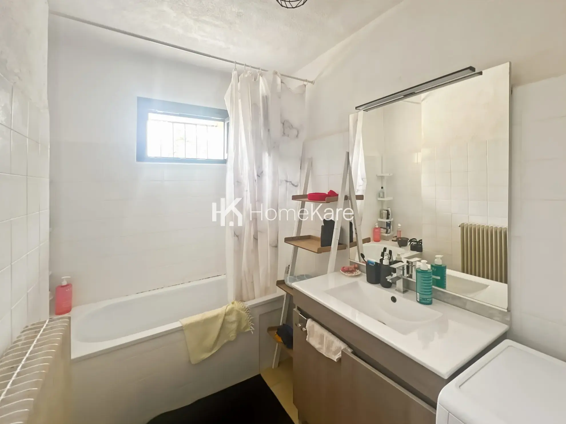 Maison à vendre à Saint-Marcet avec terrain de 3500 m², cadre naturel et travaux récents 