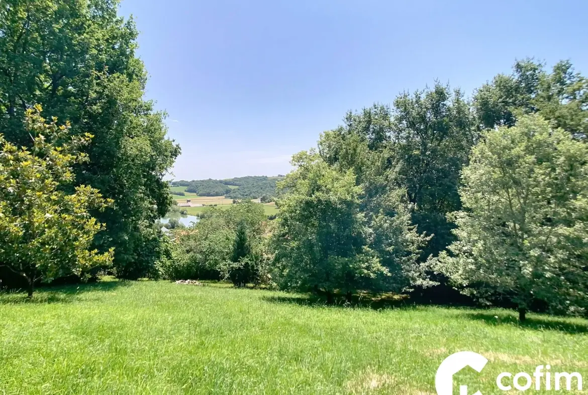 Maison traditionnelle avec grange et terrain à Garlin, proximité A65 