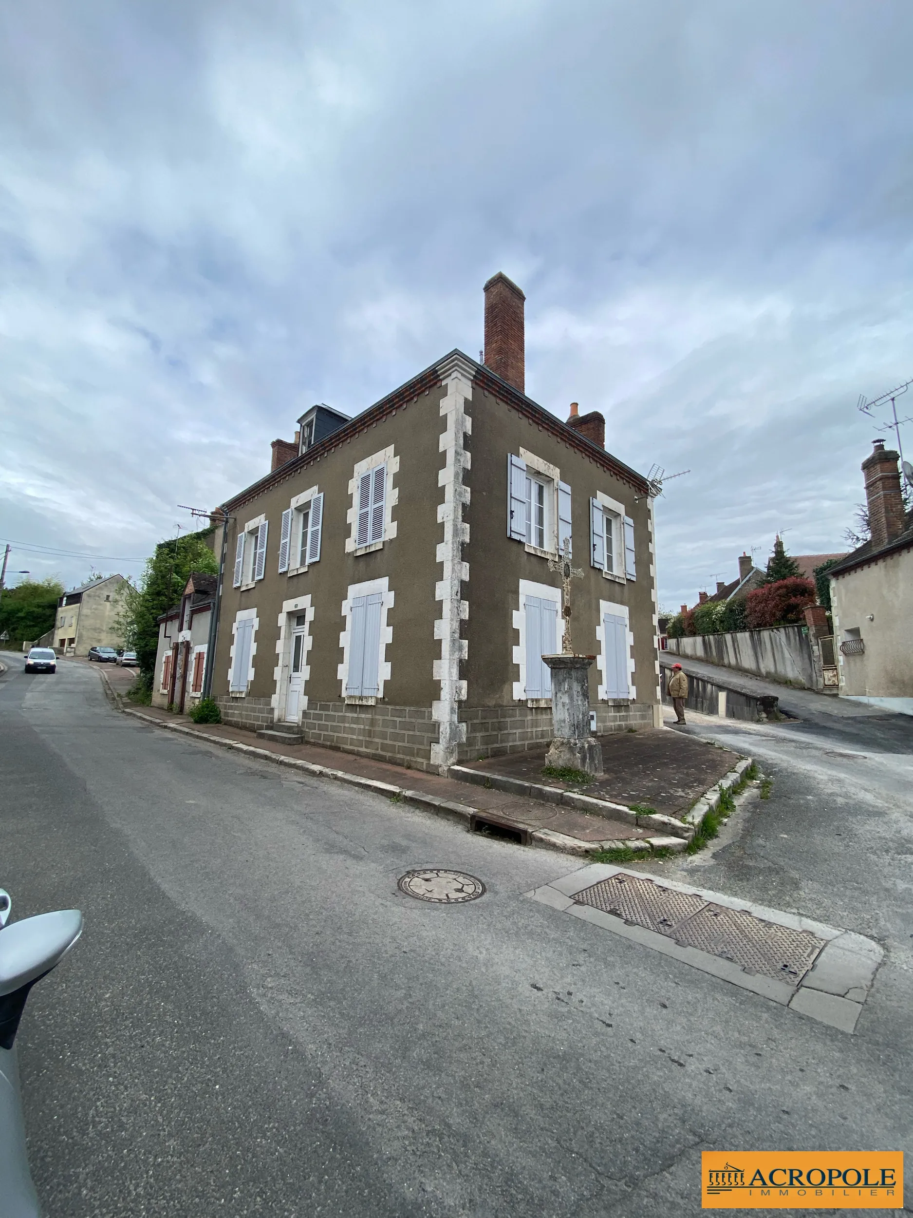 Maison à vendre à Autry-le-Châtel – 132 m², 3 chambres, vue imprenable 