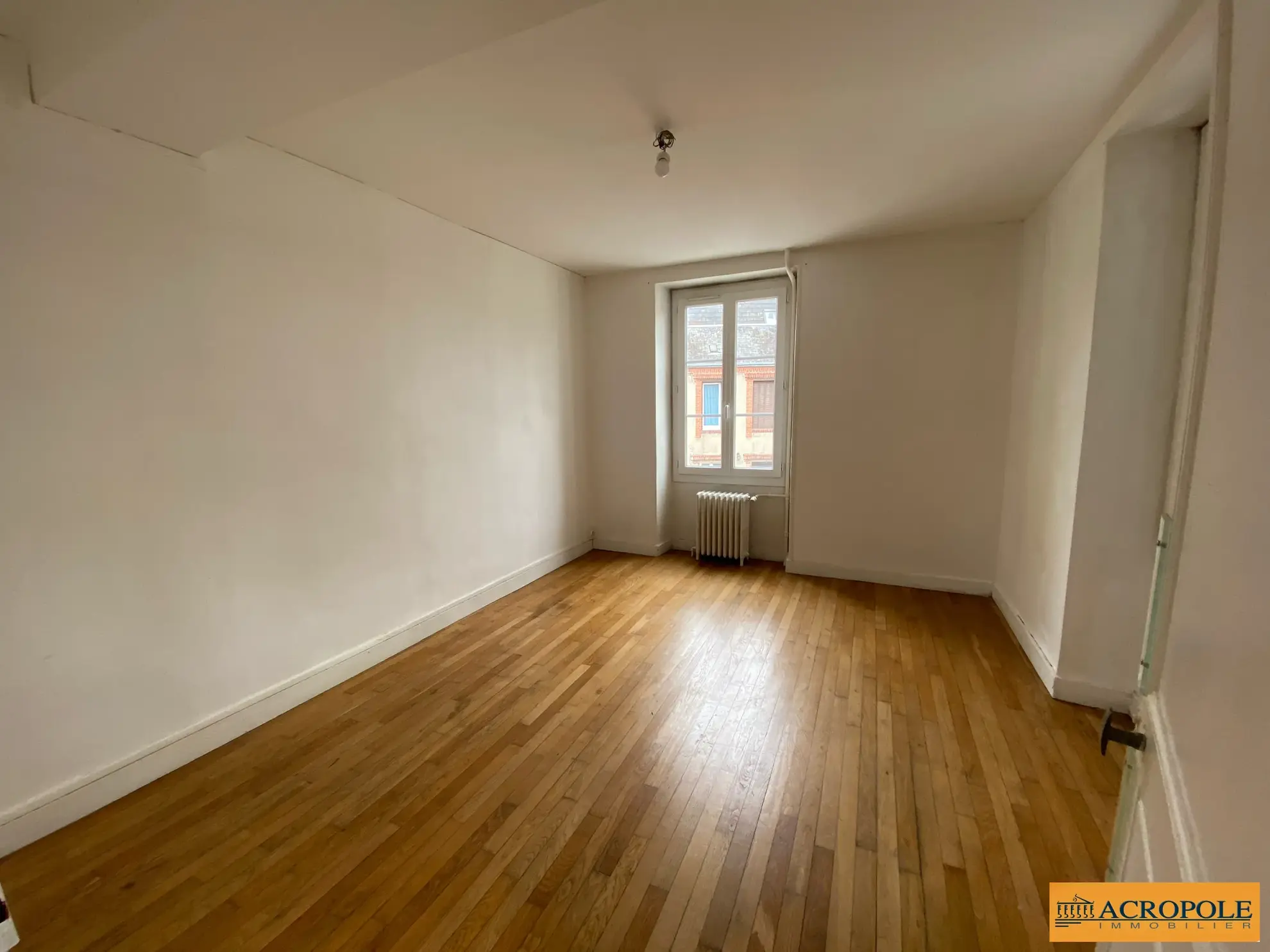 Maison à vendre à Autry-le-Châtel – 132 m², 3 chambres, vue imprenable 