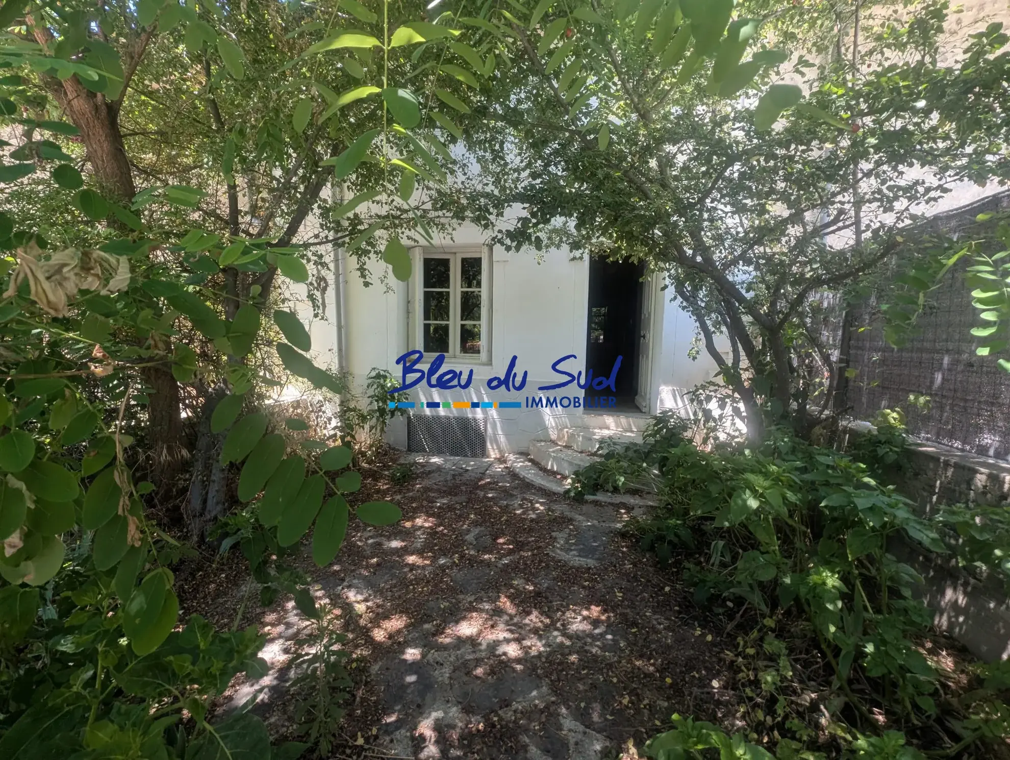 Maison ancienne pleine de charme avec jardin à Thues-Entre-Valls 