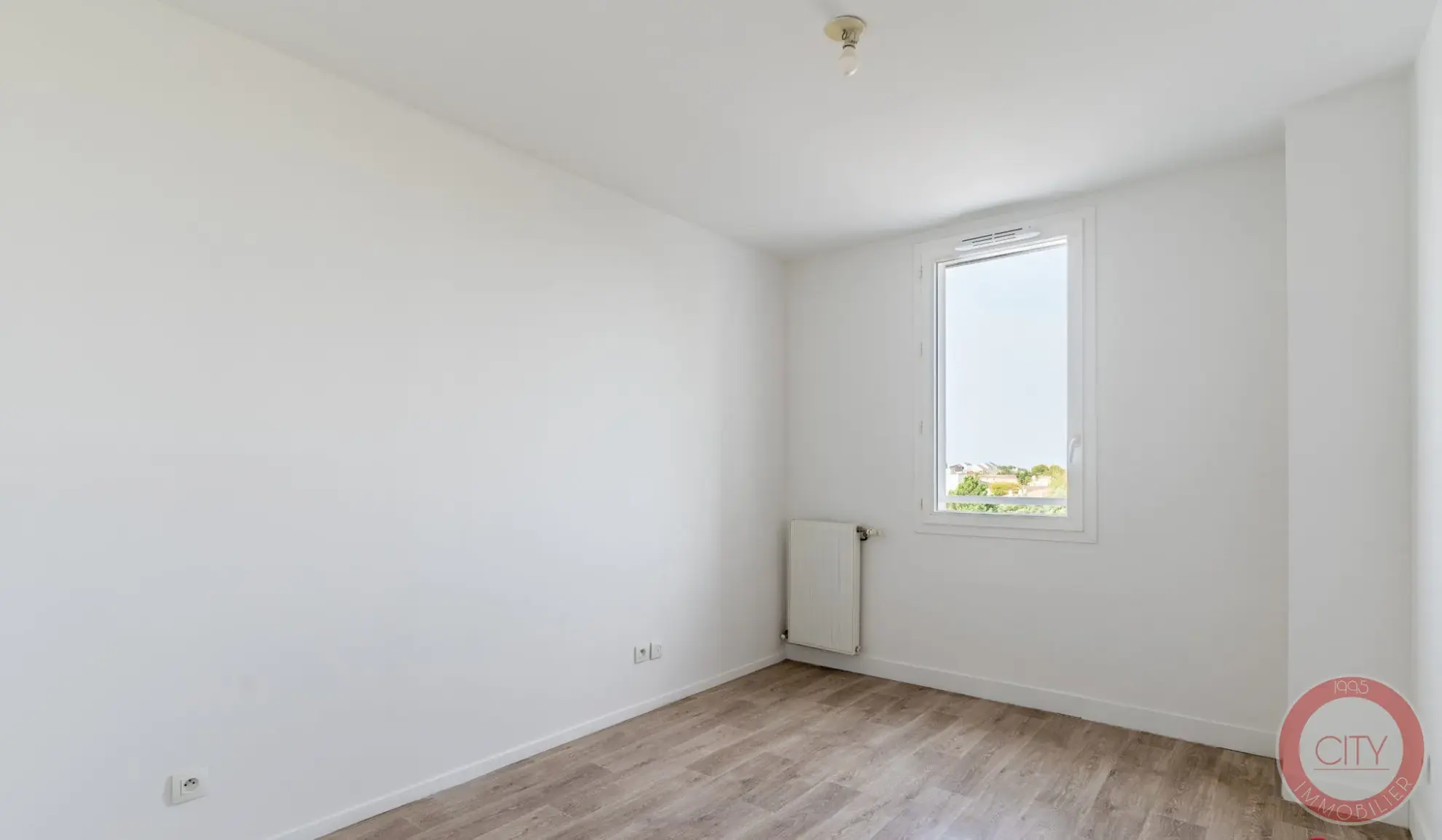 Appartement T3 lumineux avec terrasse à Cenon - Confort et commodités à proximité 