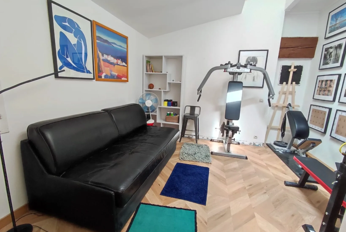À vendre appartement T4 duplex de 79,84 m² avec terrasse à Agde 