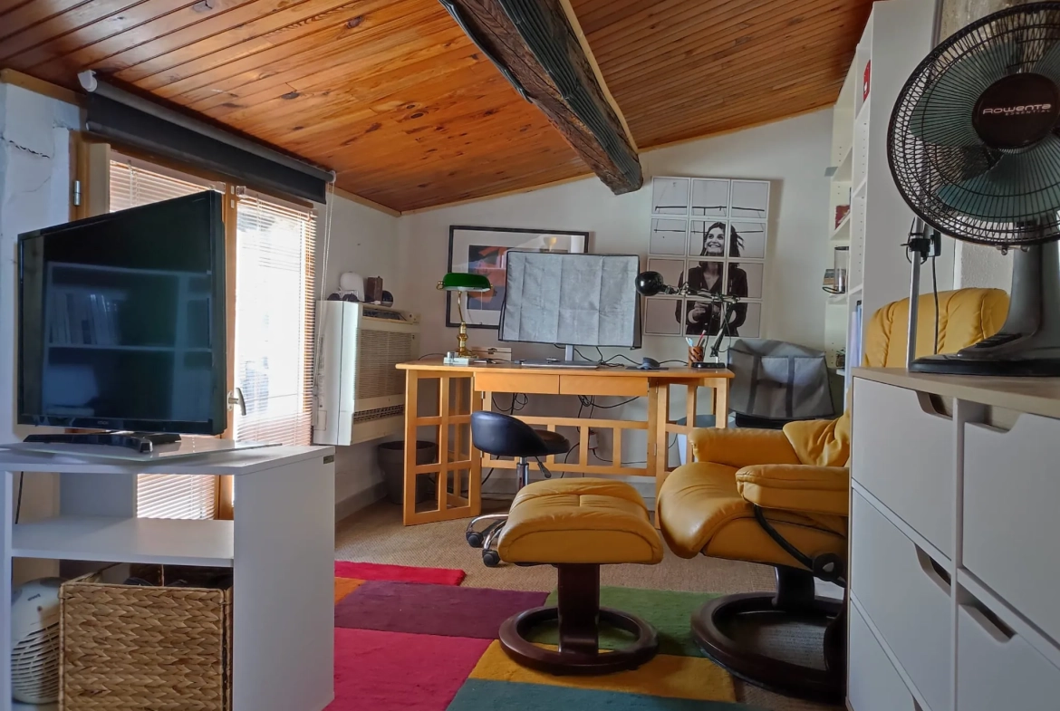 À vendre appartement T4 duplex de 79,84 m² avec terrasse à Agde 