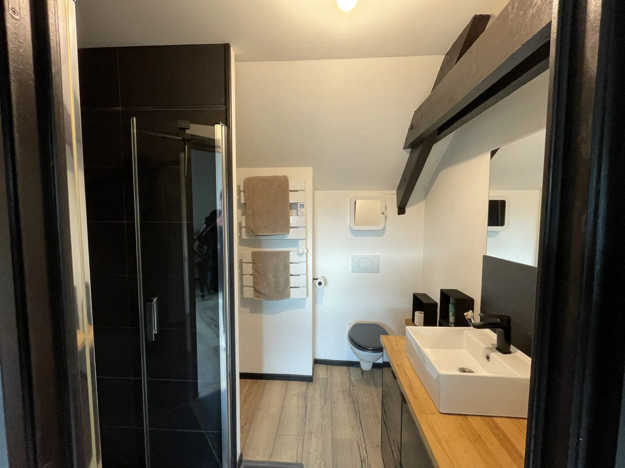 Appartement T2 esprit loft à Amiens avec rénovation récente et emplacement privilégié 