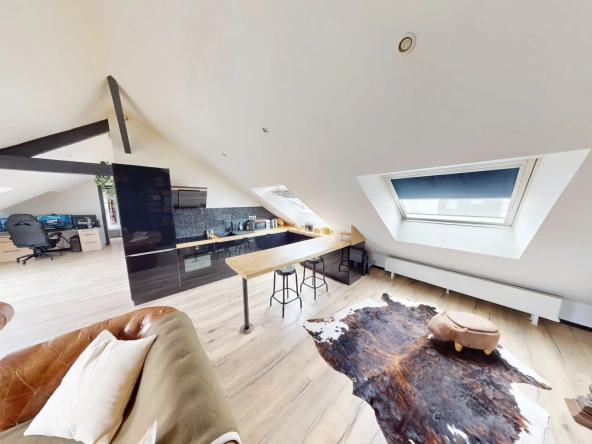 Appartement T2 esprit loft à Amiens avec rénovation récente et emplacement privilégié