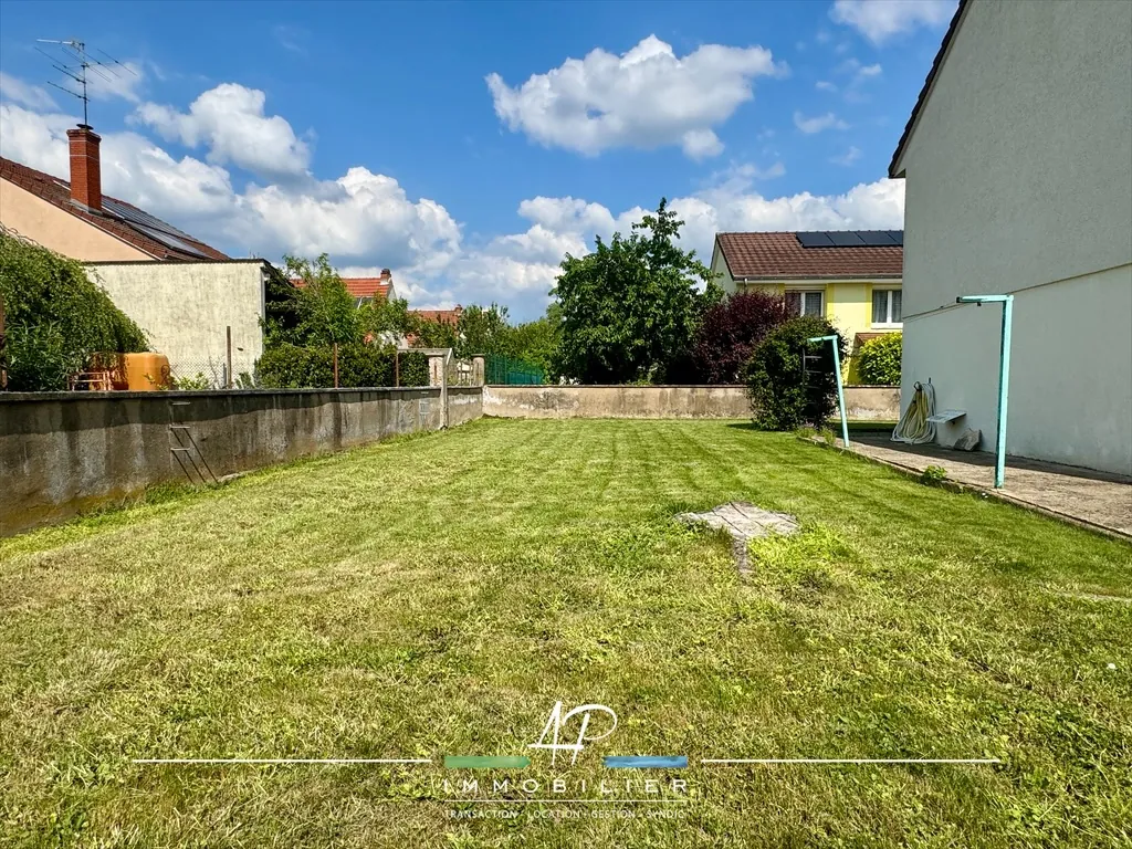 Maison familiale à Genlis - Pavillon avec sous-sol complet et 3 chambres à vendre 