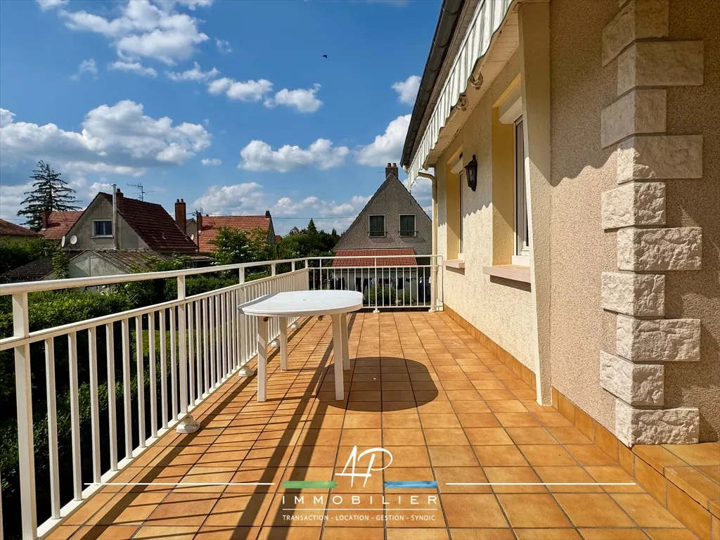 Maison familiale à Genlis - Pavillon avec sous-sol complet et 3 chambres à vendre 