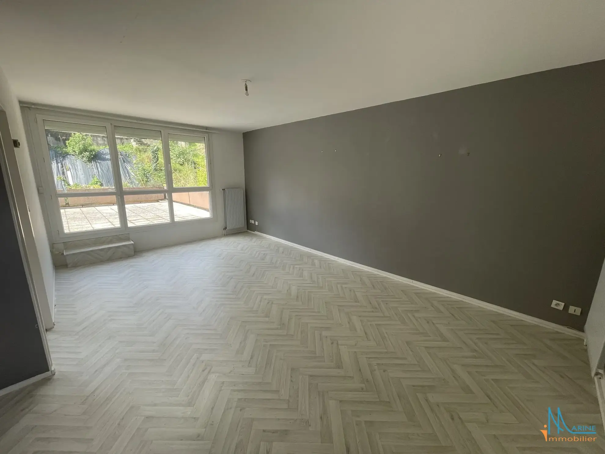 Appartement 2 chambres avec terrasse ensoleillée à Dieppe 