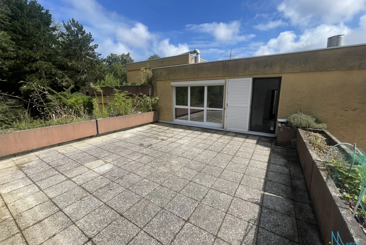 Appartement 2 chambres avec terrasse ensoleillée à Dieppe 