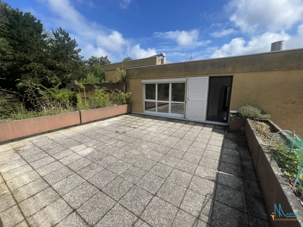 Appartement 2 chambres avec terrasse ensoleillée à Dieppe