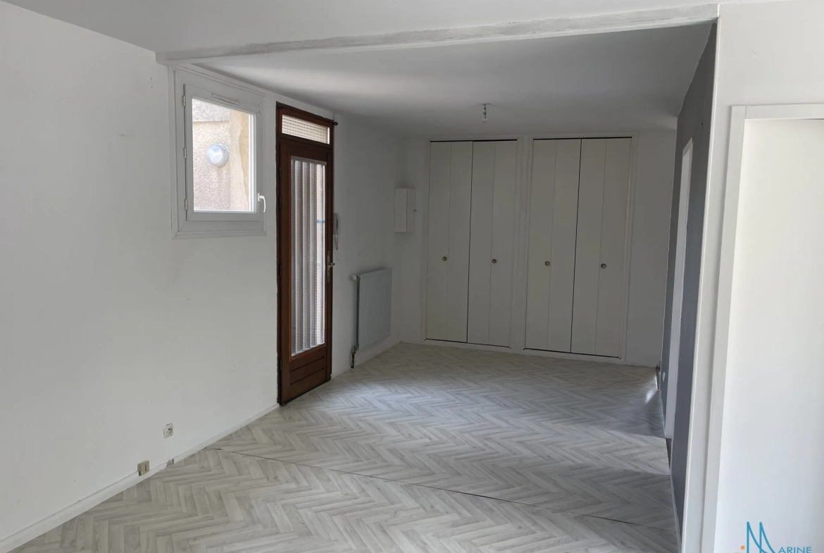 Appartement 2 chambres avec terrasse ensoleillée à Dieppe 