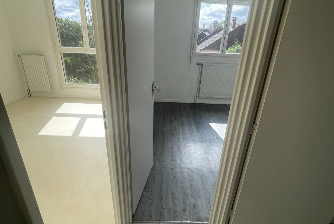 Appartement 2 chambres avec terrasse ensoleillée à Dieppe 