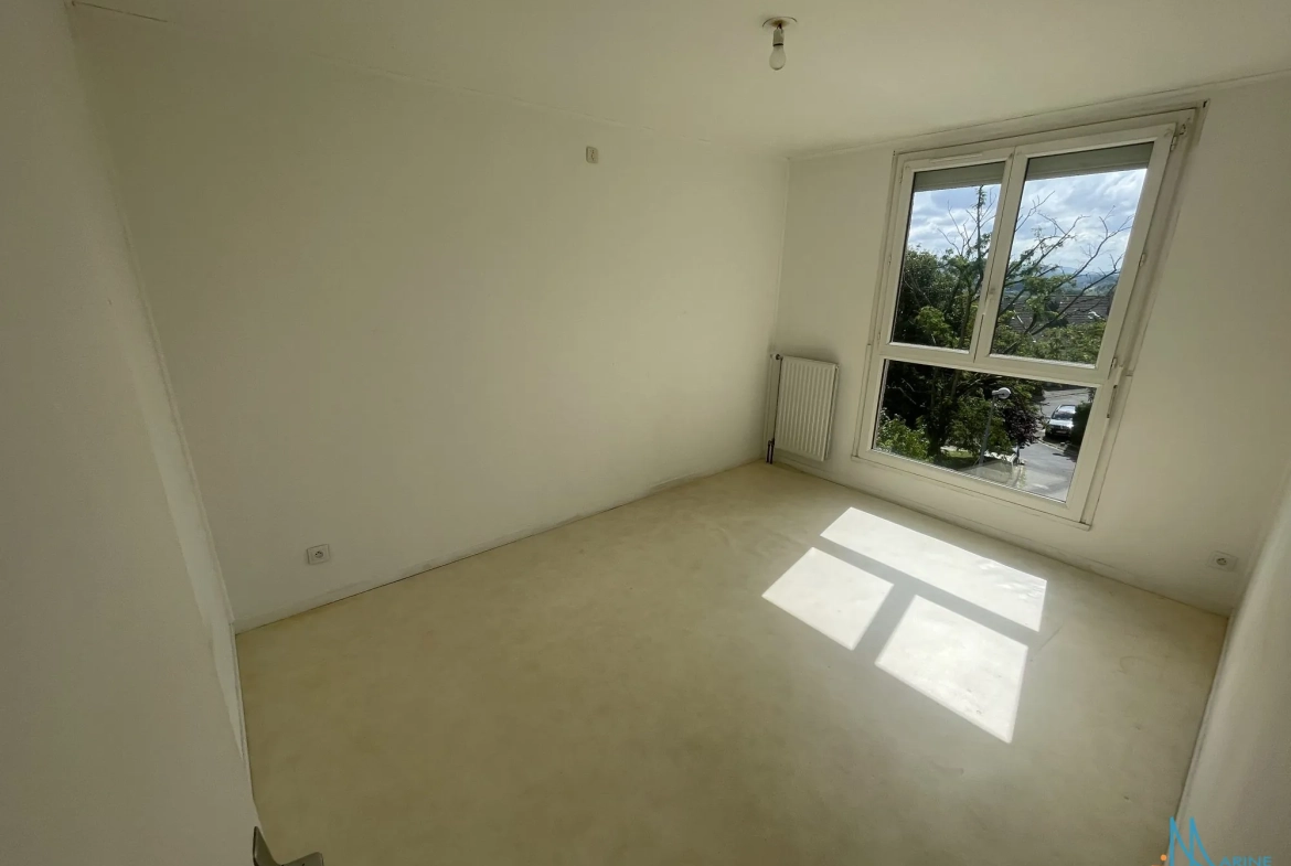 Appartement 2 chambres avec terrasse ensoleillée à Dieppe 