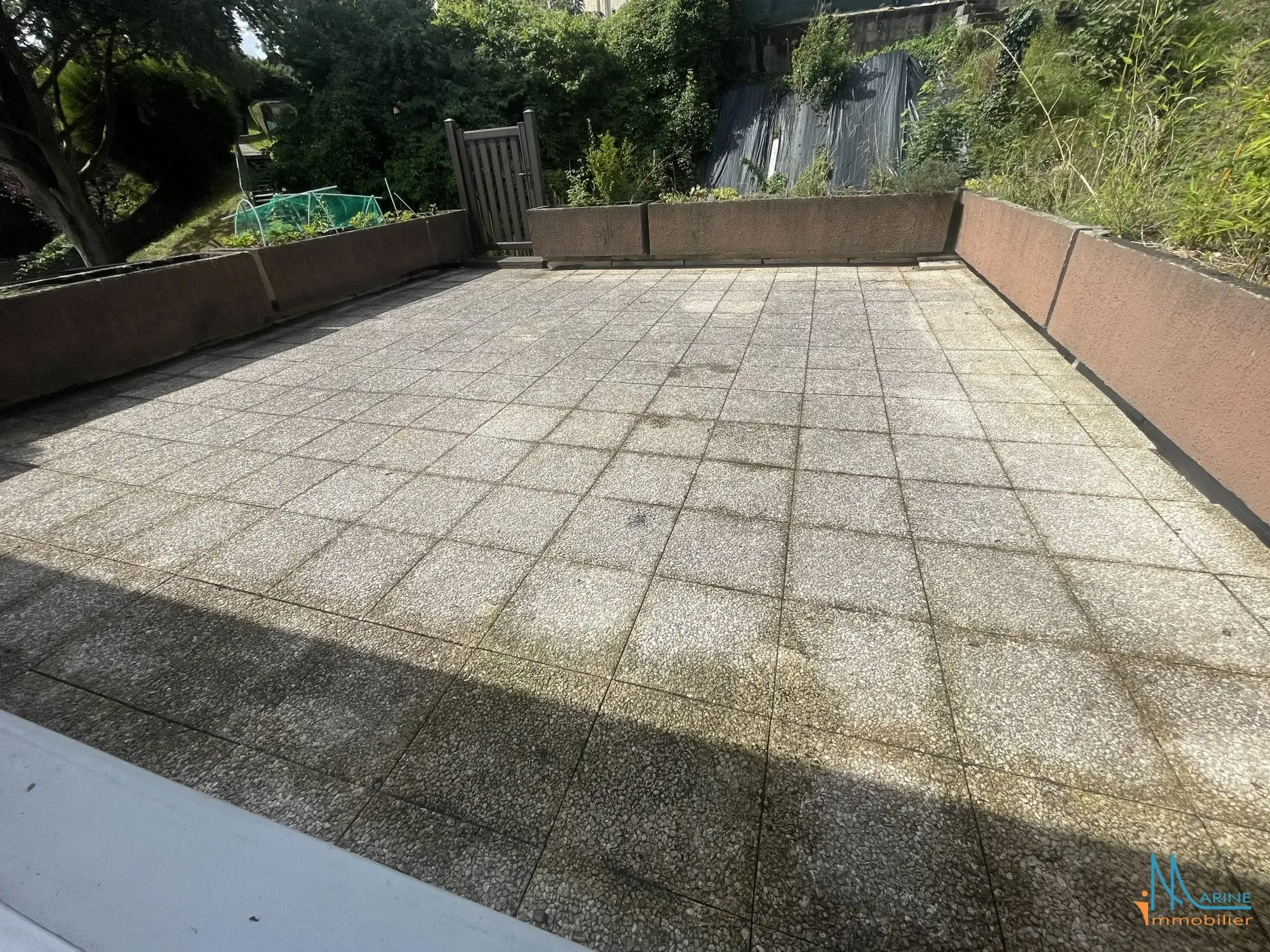 Appartement 2 chambres avec terrasse ensoleillée à Dieppe 