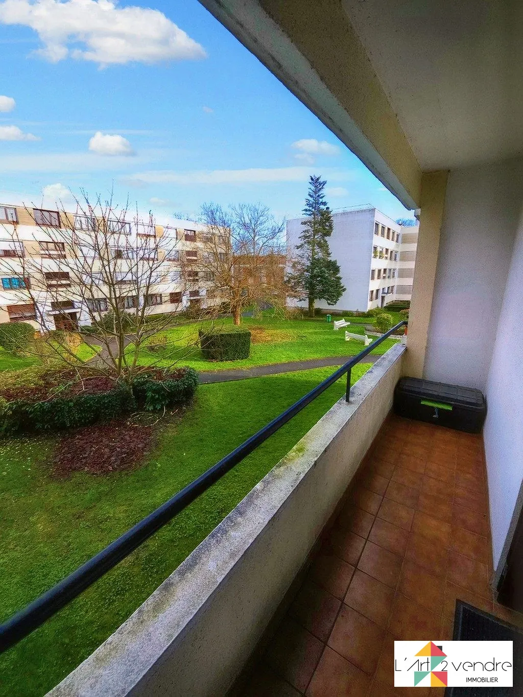 Appartement 4 pièces de 82 m² avec balcon et cave à Brunoy 
