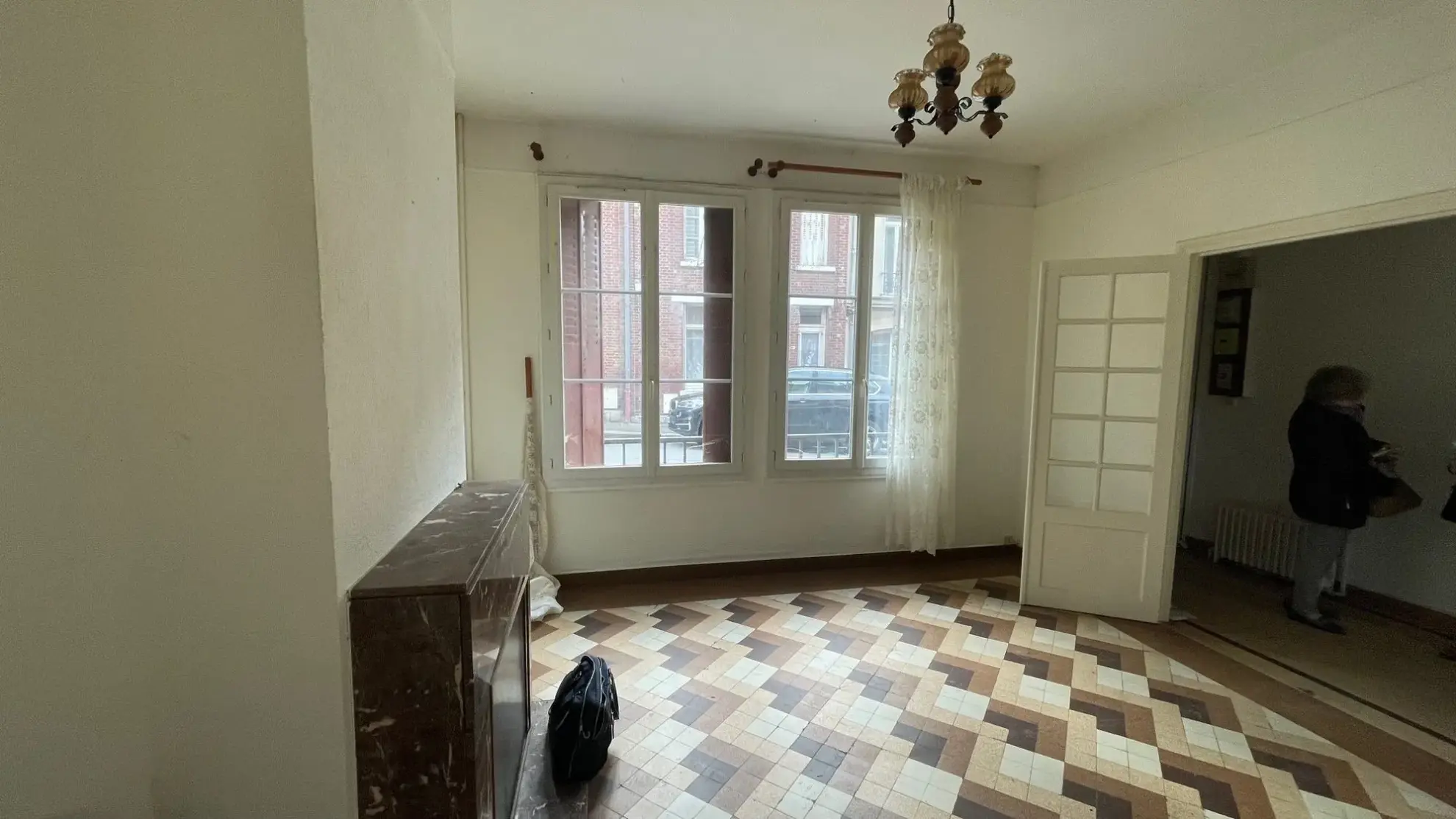 Maison à vendre à Nesle avec jardin et potentiel de rénovation 