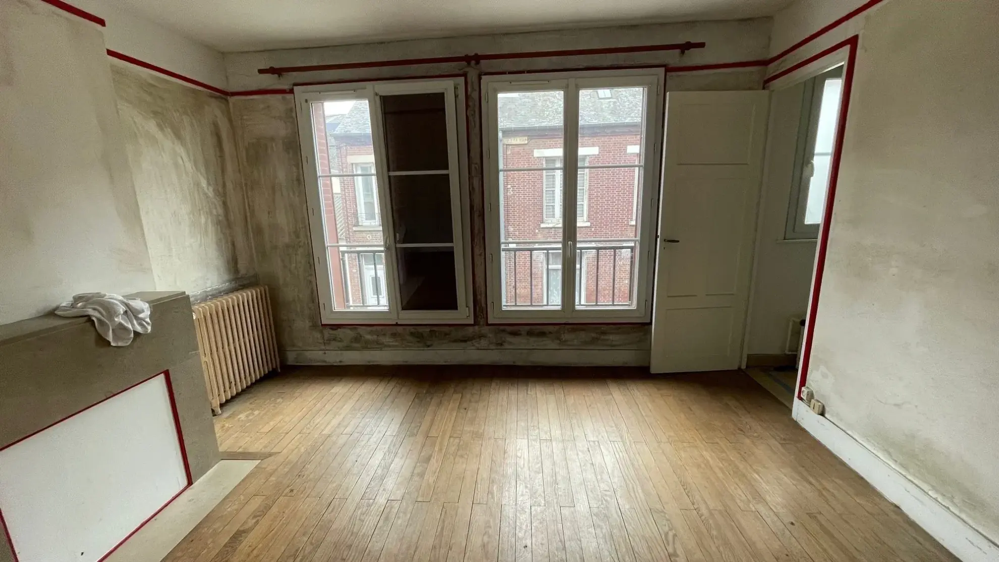 Maison à vendre à Nesle avec jardin et potentiel de rénovation 