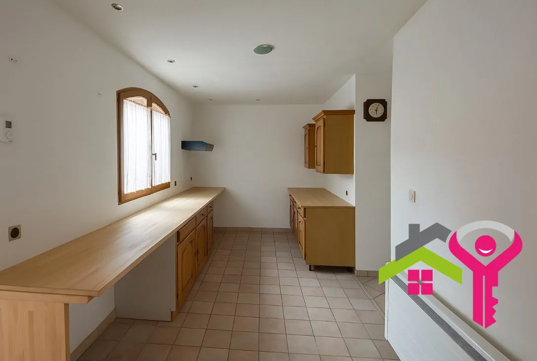 Maison mitoyenne 3 chambres avec terrasse à Haulchin 