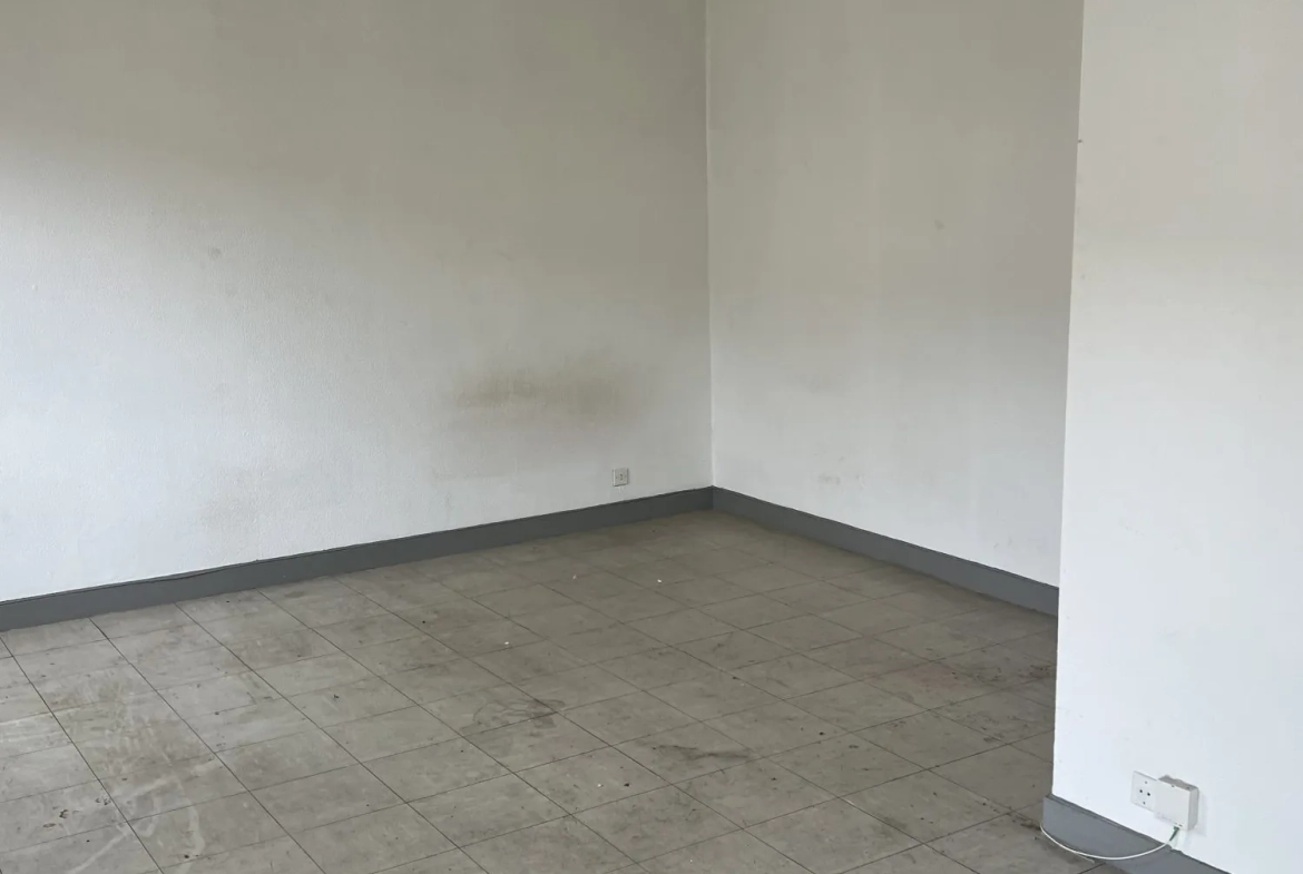 Appartement T1 à Saint-Étienne Centre-ville, à rénover 