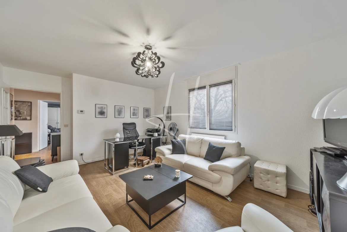 Appartement T2 senior de 57 m² avec loggia et box à Metz 