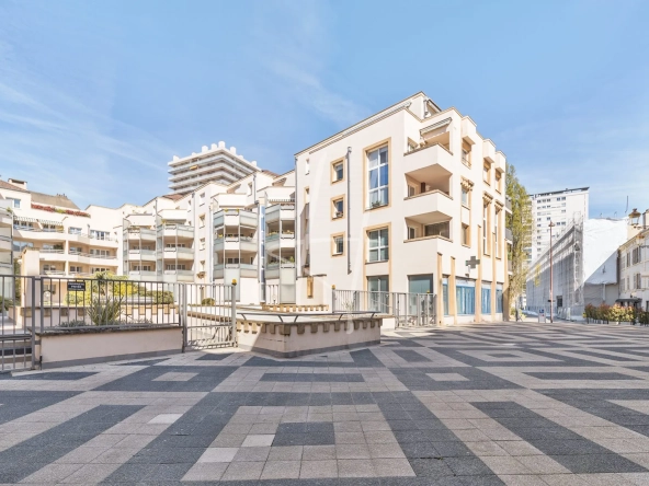 Appartement T2 senior de 57 m² avec loggia et box à Metz