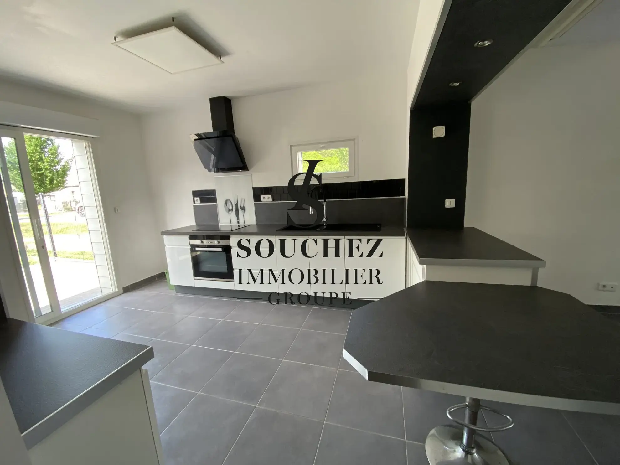 Maison rénovée avec terrasse et jardin à Bully-les-Mines - 3 chambres 