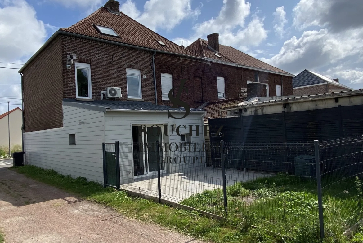 Maison rénovée avec terrasse et jardin à Bully-les-Mines - 3 chambres 