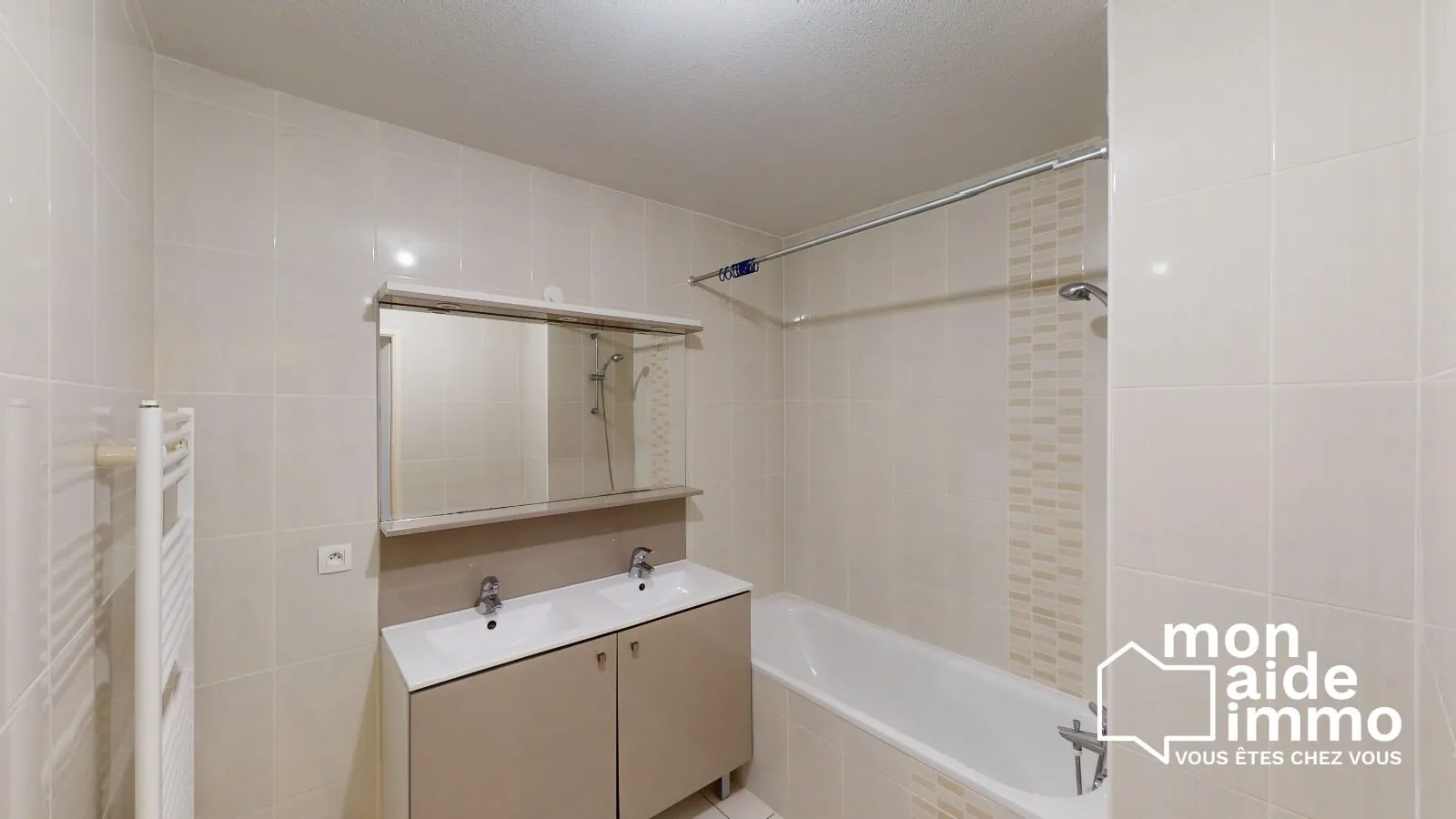 Appartement T3 avec terrasse, parking sécurisé à Cenon Bordeaux 