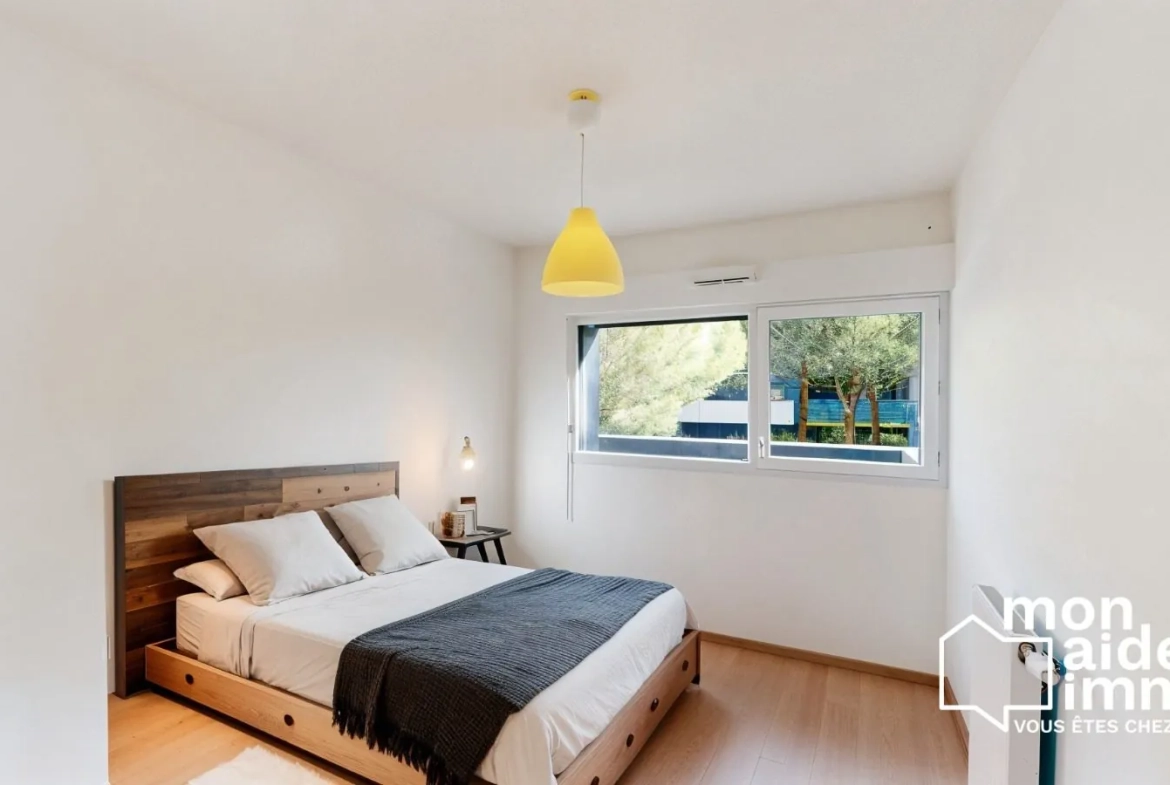 Appartement T3 avec terrasse, parking sécurisé à Cenon Bordeaux 