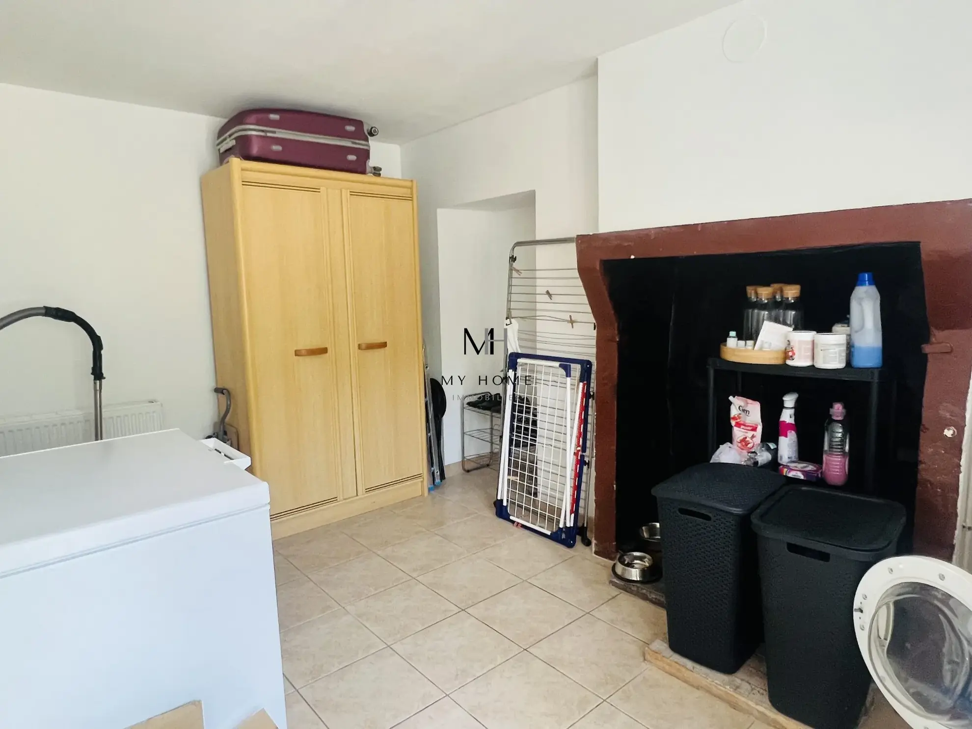 Charmante maison ancienne de 121 m² avec jardin et garage à Saint-Léonard-des-Bois 