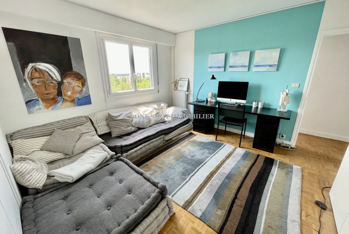 Appartements T3/T4 lumineux avec balcon et parking à Orléans Sud 