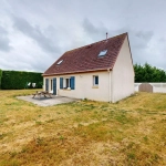 Maison familiale de plain-pied avec grand jardin à Villars 28150