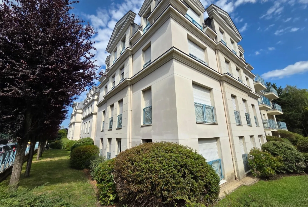 Studio rénové à Châtillon de 24,36 m², idéalement situé 