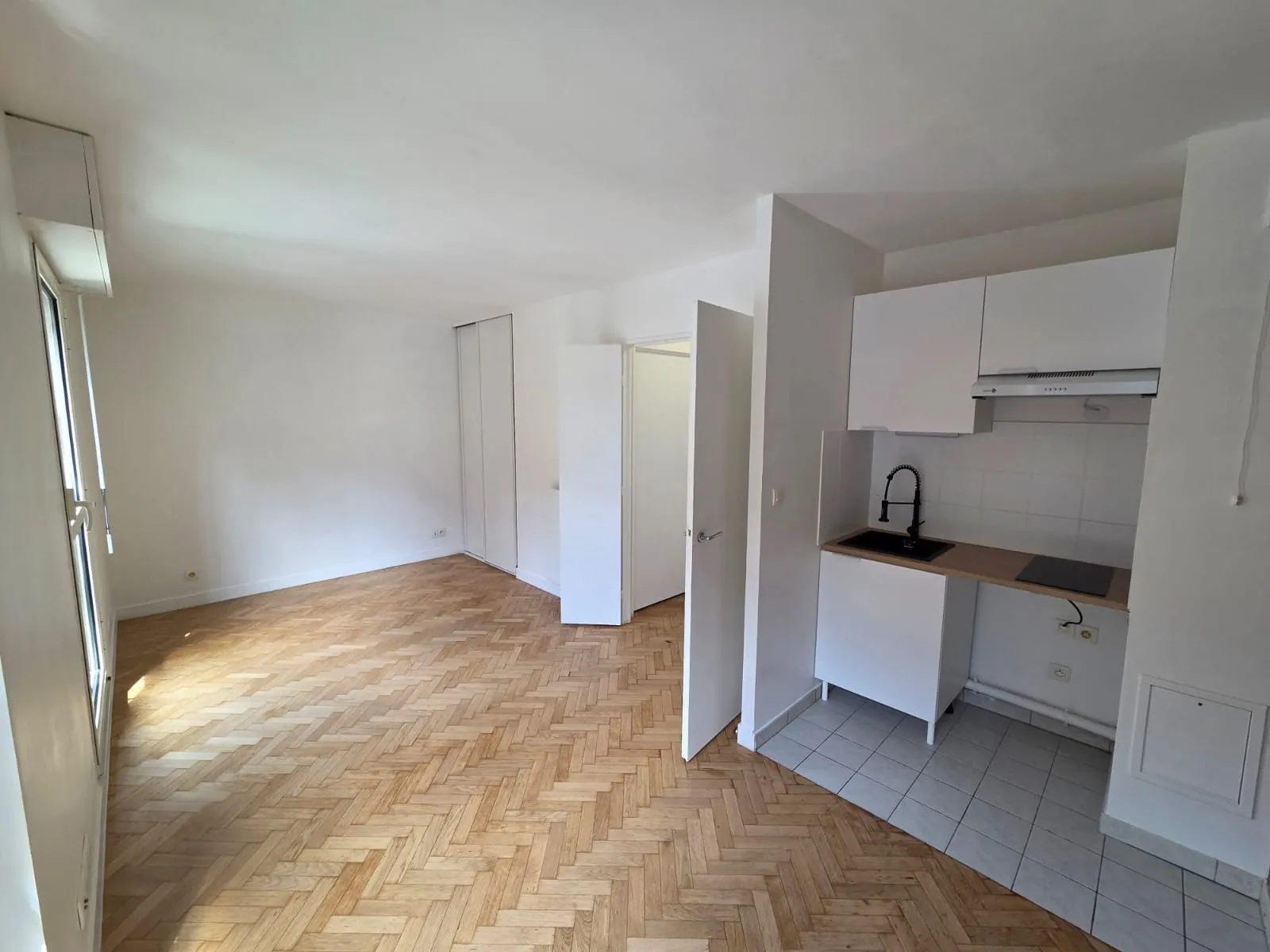 Studio rénové à Châtillon de 24,36 m², idéalement situé 
