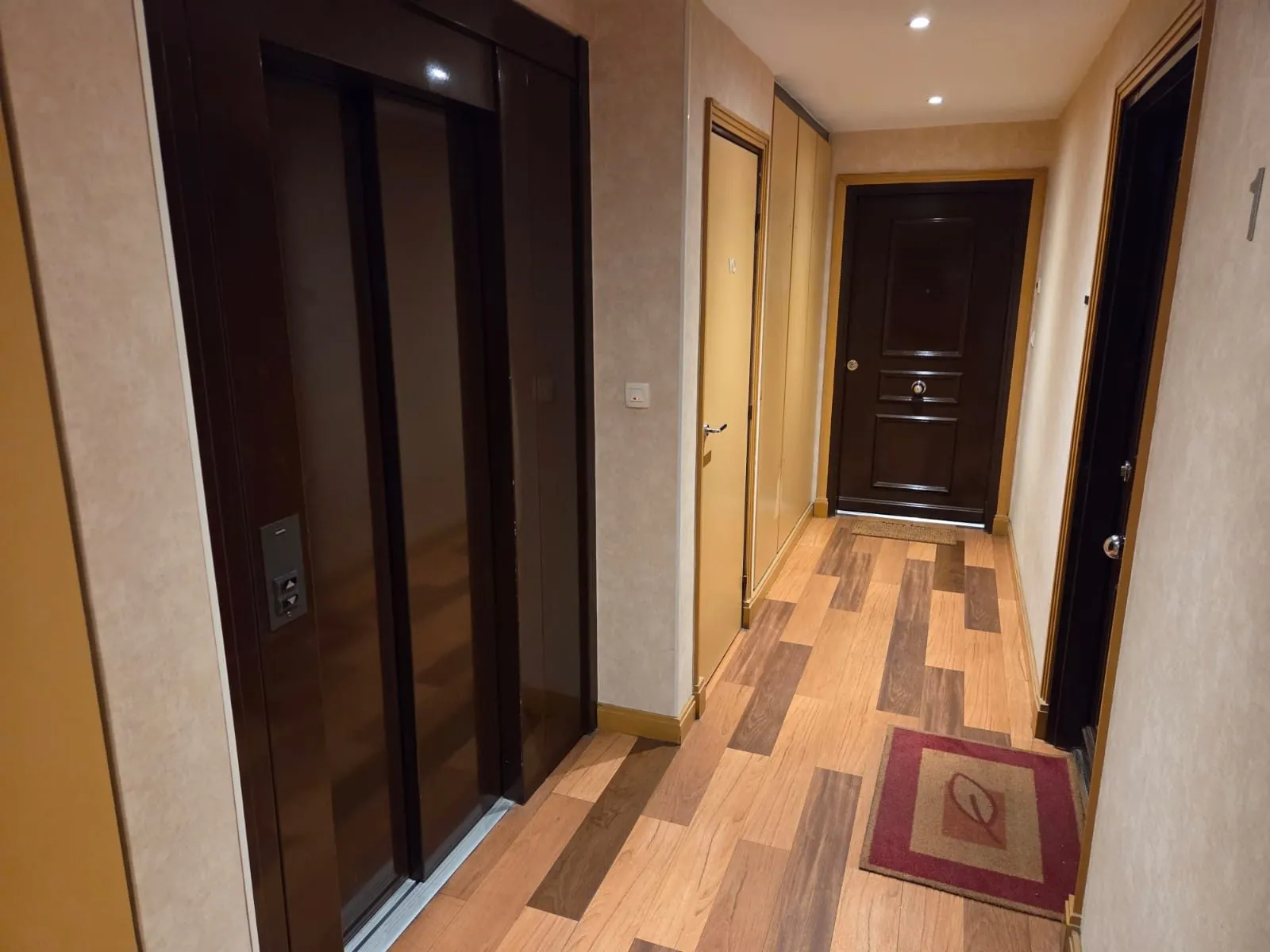 Studio rénové à Châtillon de 24,36 m², idéalement situé 