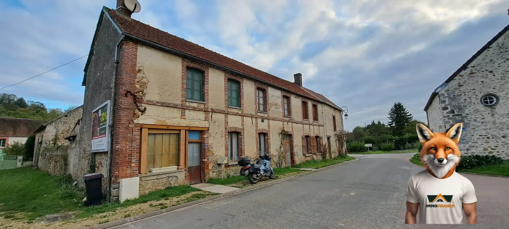 Maison à rénover de 136 m² avec grand potentiel à Chalautre-la-Grande 