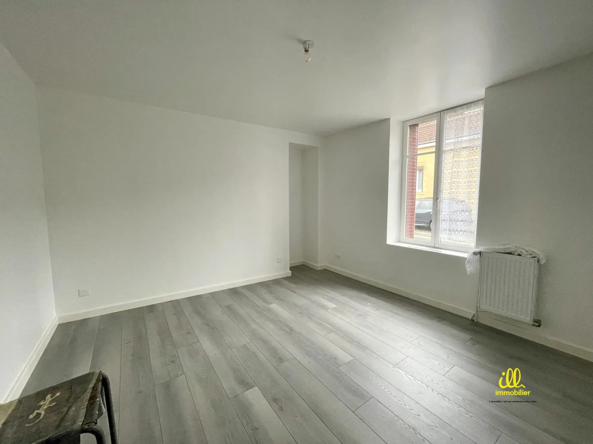 Immeuble à vendre à Nouzonville avec deux appartements louables 