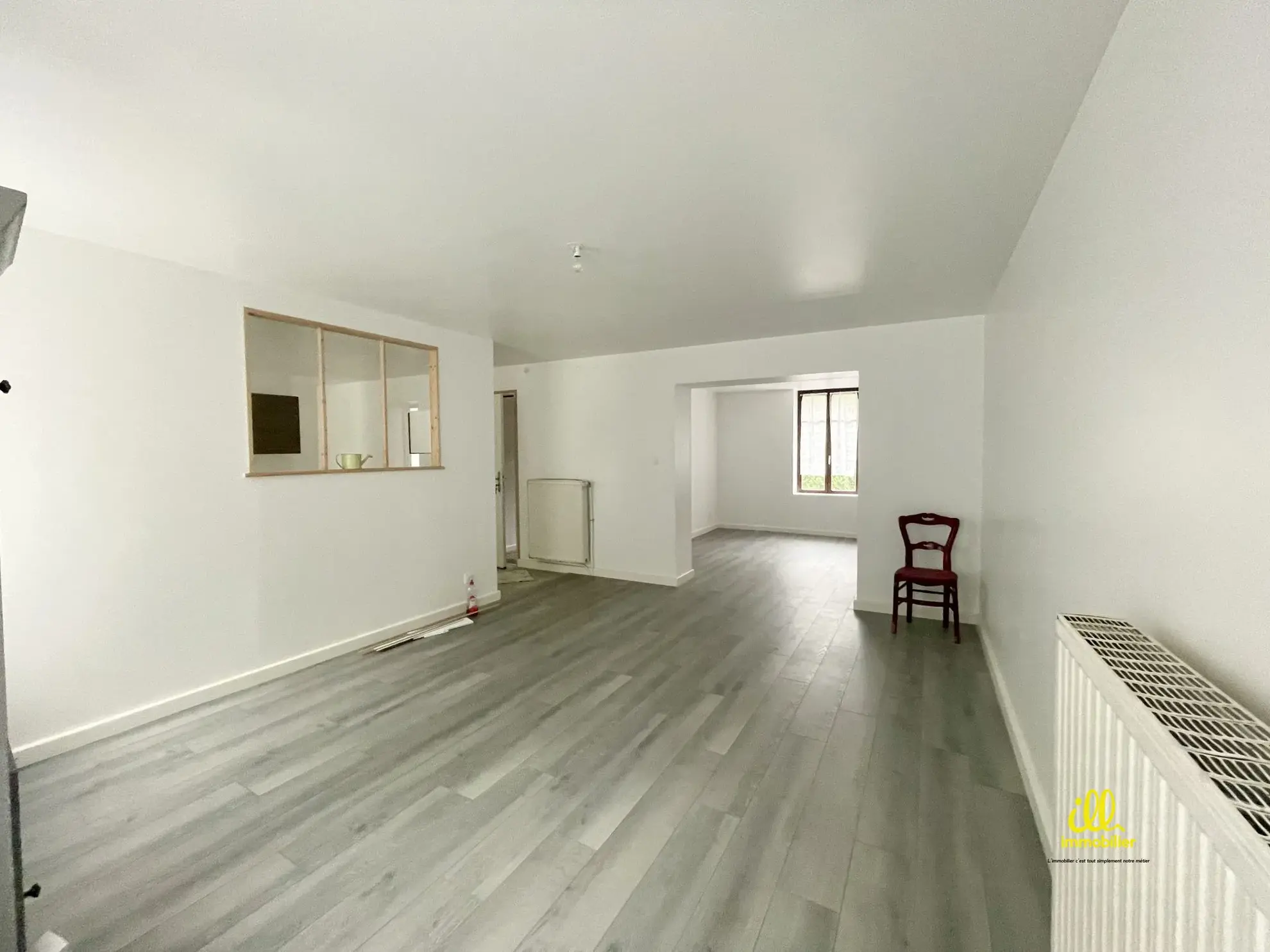 Immeuble à vendre à Nouzonville avec deux appartements louables 